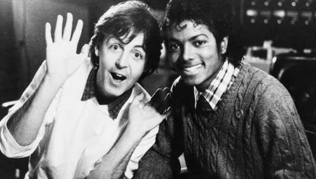 Paul McCartney y Michael Jackson, en la década de 1980.