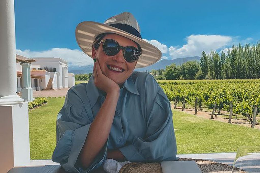 Sofía Pachano, su novio y Nicolás Peralta están en Mendoza: su divertido itinerario entre vinos y viñedos. Foto: Instagram @sofiapachano