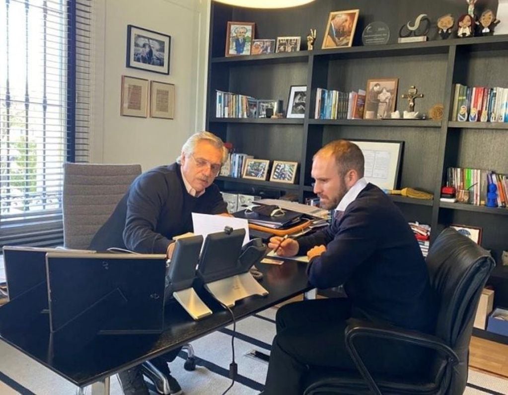 El presidente Alberto Fernández y el ministro de Economía, Martín Guzmán (Foto: Presidencia)