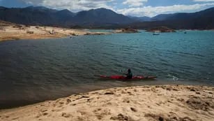 La sequía está afectando los espejos de agua de Mendoza Imagen de archivo - Ignacio Blanco / Los Andes