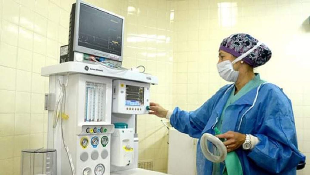 La suboficial Maizares es licenciada en Enfermería y técnica en Anestesiología y Reanimación.
