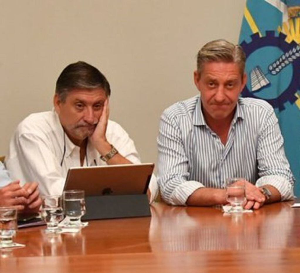 Sergio Mammarelli junto al gobernador Mariano Arcioni