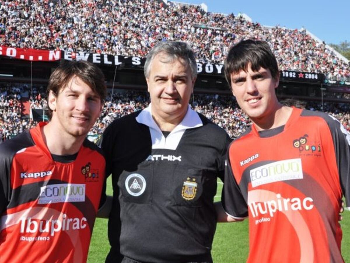 Una nueva foto de Messi con la camiseta de Newell's sacudió las redes