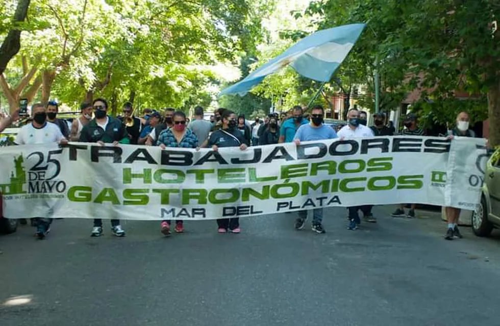 Pablo Santín, candidato a secretario general de UTHGRA, destacó el acuerdo salarial alcanzado por la conducción nacional del sindicato.