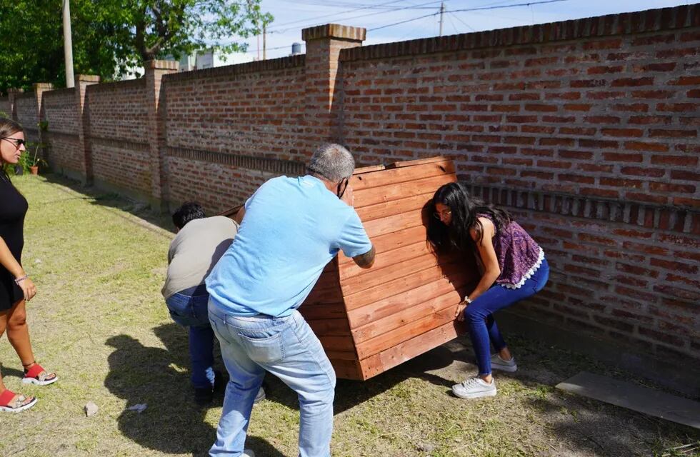 Instalaron composteras en la huerta del Hospital Municipal Eva Perón