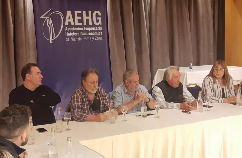 El secretario General de la Uthgra estuvo en Mar del Plata y dialogó con la Asociación Empresaria Hotelera con la próxima temporada como eje central.