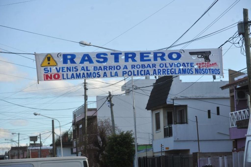 "No llamamos a la policía": el insólito mensaje de los vecinos de Isidro Casanova a los ladrones
