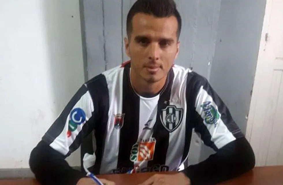 Renso Pérez es nuevo jugador de Central Córdoba.