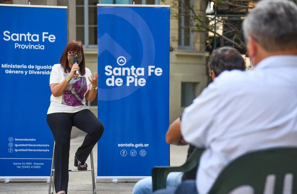 Pérez, Soldini y Zavalla firmaron convenio para fortalecer áreas de igualdad, género y diversidad (Gobierno de Santa Fe)