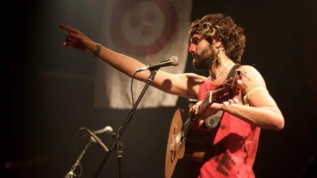 Joaquín del Mundo llega a Mar del Plata para presentar su primer disco solista "Al dorso del Tiempo"