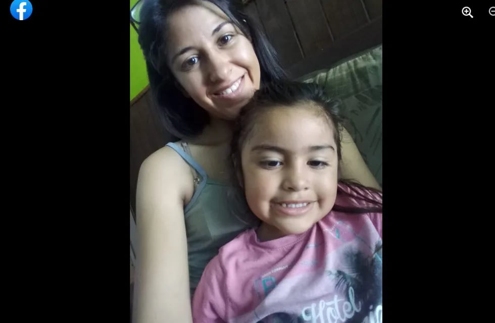 Yamila Cialone junto a Guadalupe Lucero, su hija