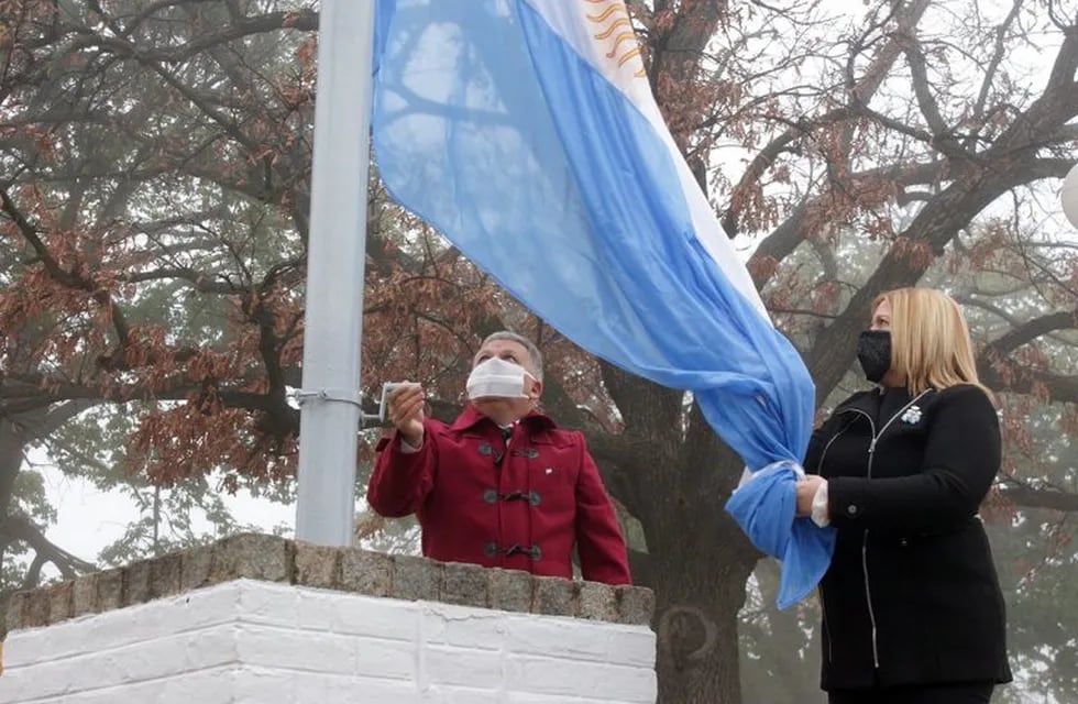 Acto Dia de la Bandera Argentina en Arroyito