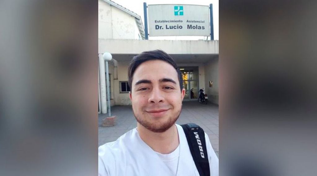 Ezequiel Ocampos estudia Enfermería (Facebook)