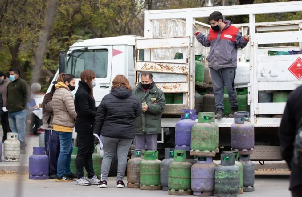 Los vecinos de San Rafael pueden acceder a garrafas de 10 kilos a $300.