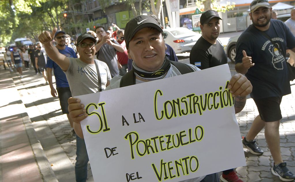 Marcha a favor de la Minería y la construcción del dique Portezuelo del Viento
Foto: Orlando Pelichotti
