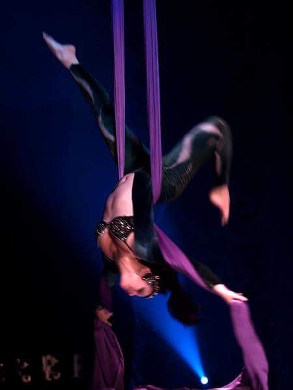 Fabiana Moscoso es acróbata, hija y nieta de artistas de circo.