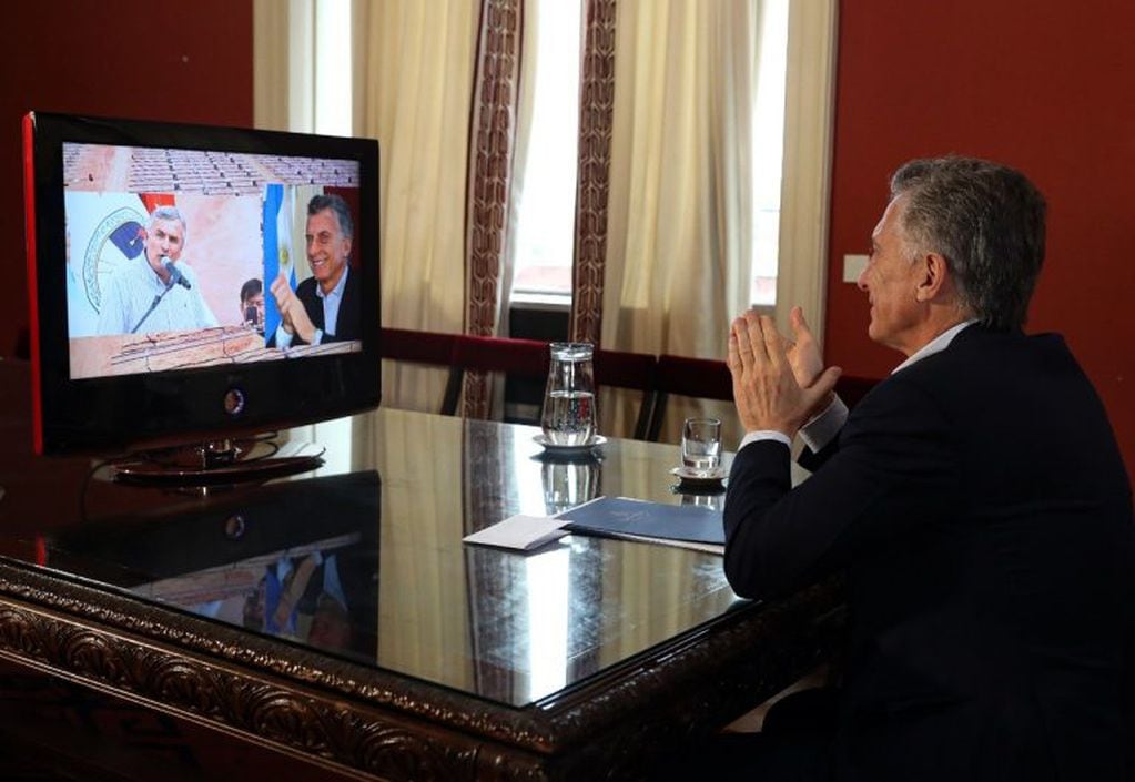 A través de una videoconferencia, el presidente Mauricio Macri dijo que transformarán la energía solar en "trabajo para los jujeños". Presidencia.