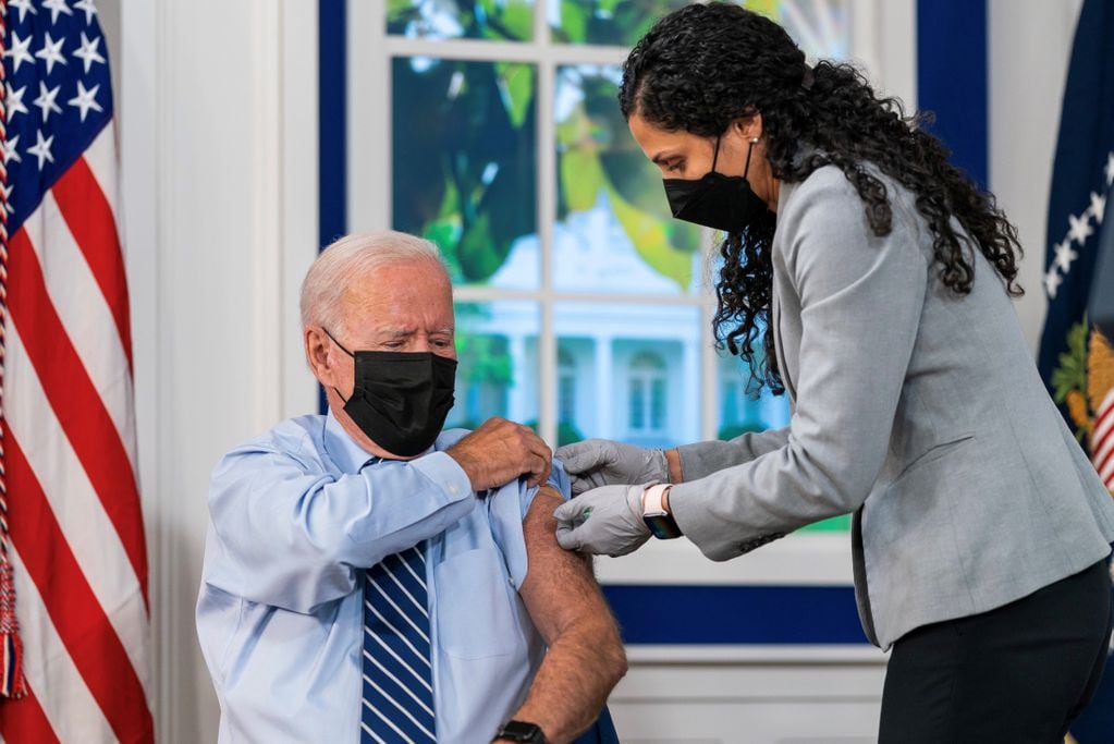 Joe Biden. El presidente de Estados Unidos recibió la tercera dosis de refuerzo contra el coronavirus. (Foto / Gobierno de Estados Unidos)