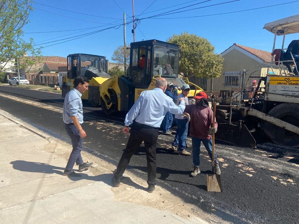 Punta Alta: finalizó la pavimentación de tres cuadras en calle Espora