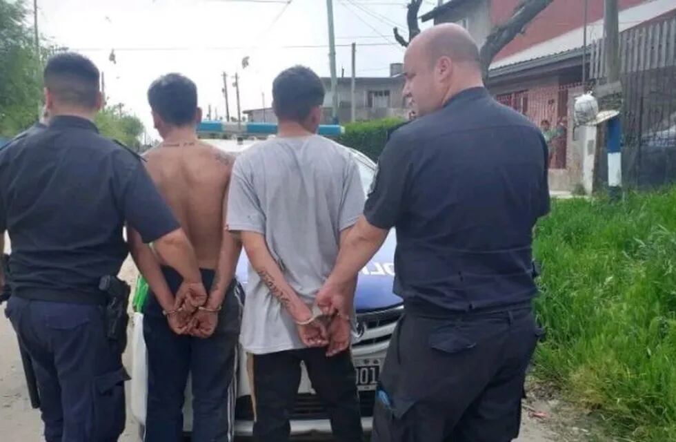 Apuñalan a un hombre para robarle la moto: tres detenidos (0223)