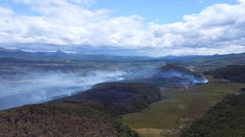 Suman brigadistas nacionales a la lucha contra el incendio en la Reserva Provincial