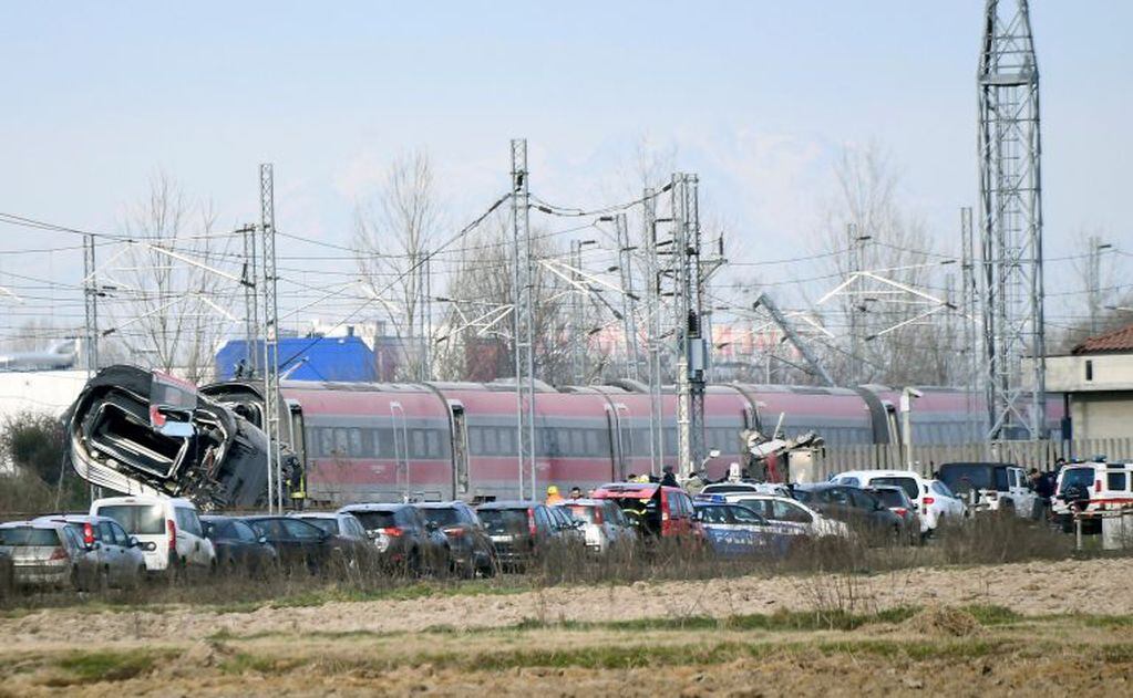 El tren iba de Milán a Salerno (Reuters/Flavio Lo Scalzo)