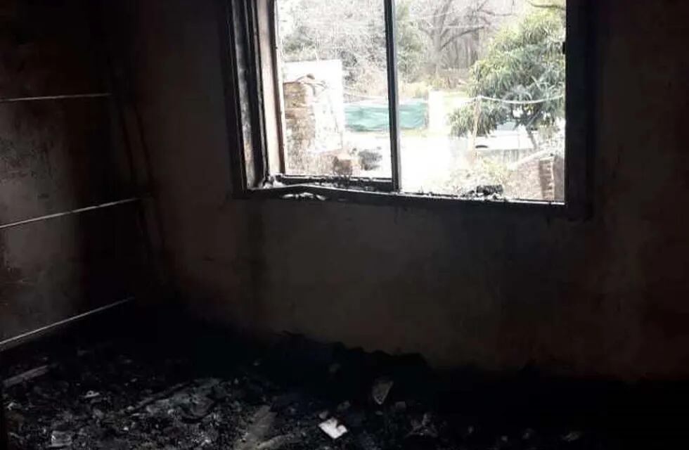 Incendio de vivienda en Salsipuedes.