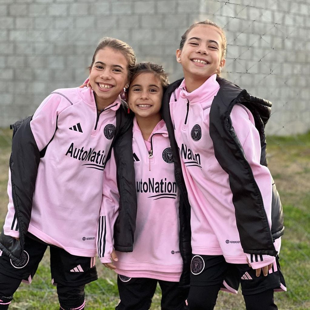 Las hijas de Cinthia Fernández. (Foto: Instagram)