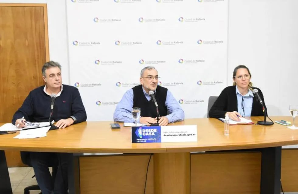 Luis Castellano, Alcides Calvo y Jorgelina Bassano, líderes del comité de crisis