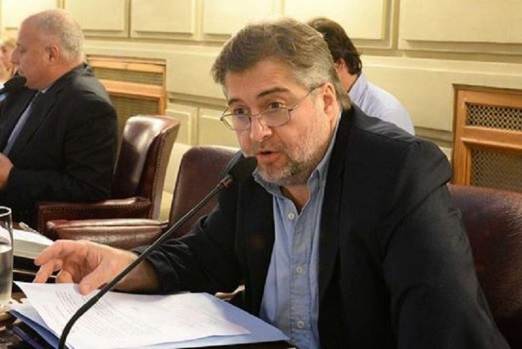 Roberto Mirabella, uno de los hombres fuertes de Omar Perotti, volvió a criticar a la administración de Miguel Lifschitz (web)