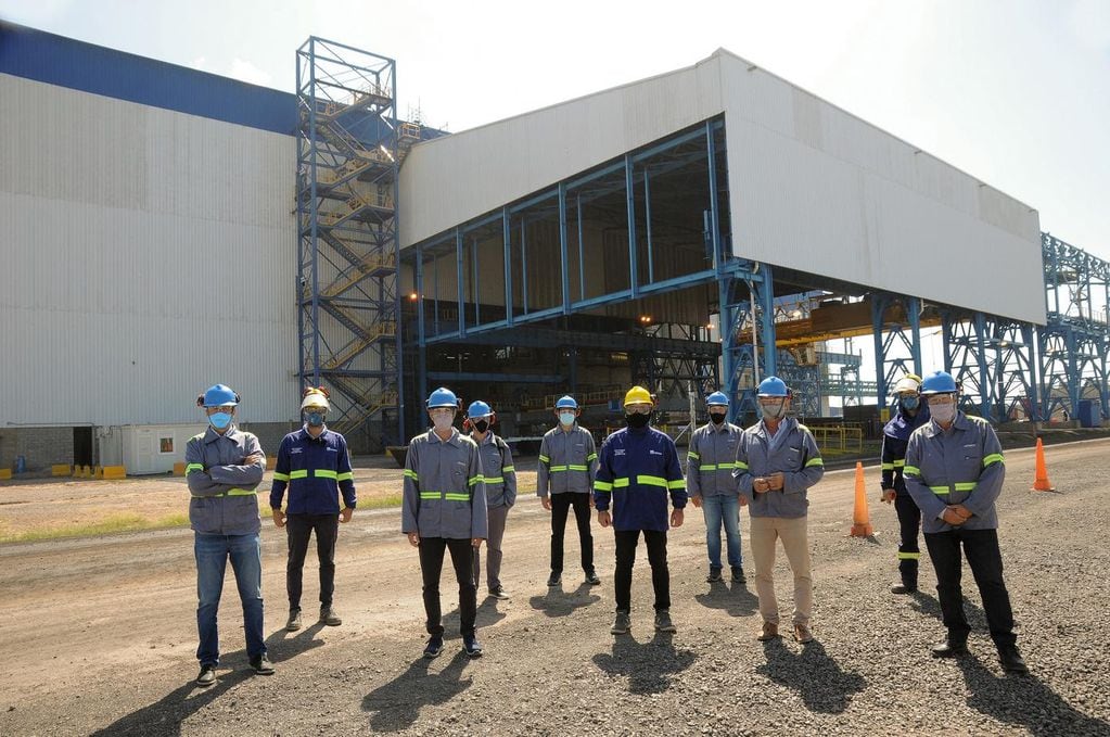El Ministro de Producción de la provincia de Santa Fe, Daniel Costamagna, visitó la acería brasilera (Gerdau)