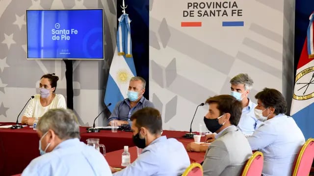 Mesa de trabajo de Lewandowski con intendentes de la región Rosario