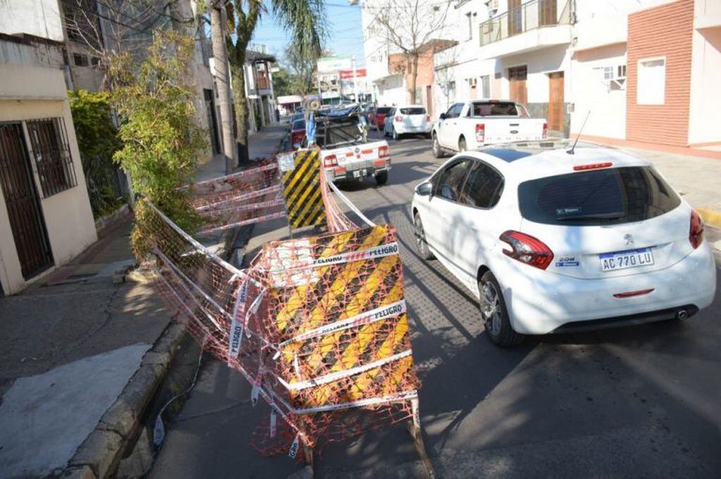La Municipalidad de Corrientes lleva a cabo obras de bacheo. (Foto: Radio Sudamericana)