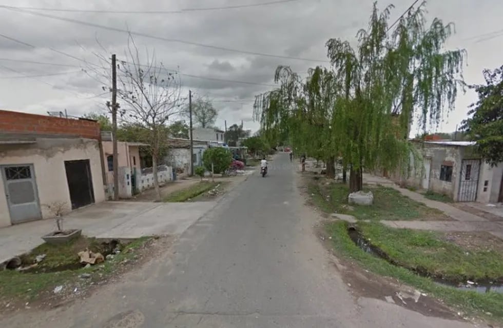 Alexis Ruiz Díaz fue hallado herido en el tórax en \nPasco al 4500. (Google Street View)