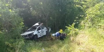 Siniestro fatal en El Soberbio: dos personas fallecieron tras despistar y caer por un barranco
