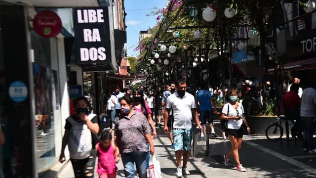 Centro de Córdoba desbordado de gente