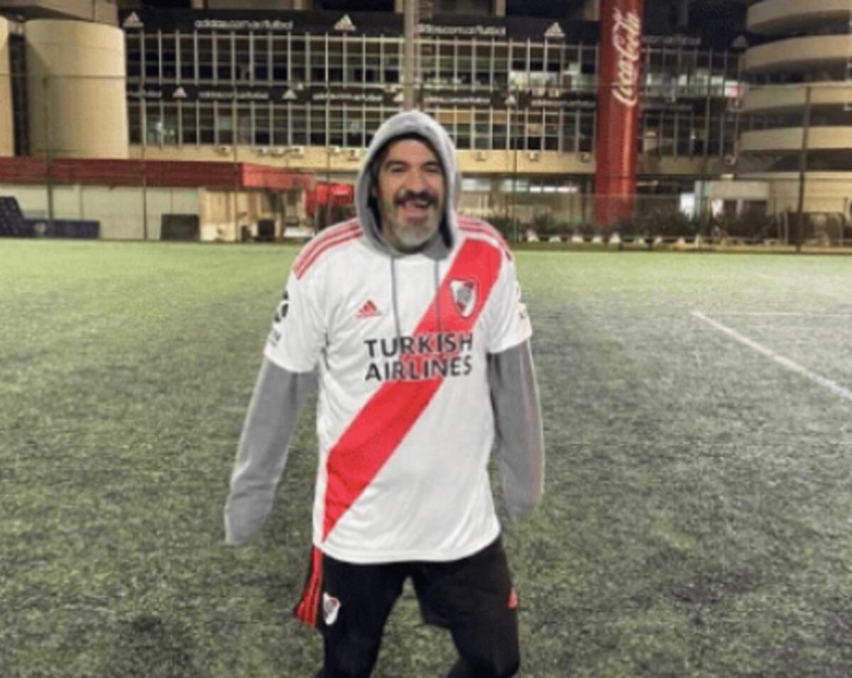Ariel Ortega está intacto: el golazo del “Burrito” en el Senior de River