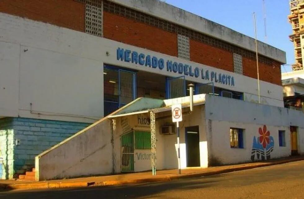 La Placita de Posadas. Es un lugar típico de compras con su identidad de comercio de productos en la frontera de Argentina y Paraguay. (Canal 12)