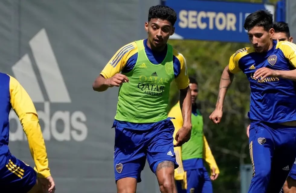 Cristian Medina y Ezequiel Zeballos regresaron a Boca tras su paso por la Selección