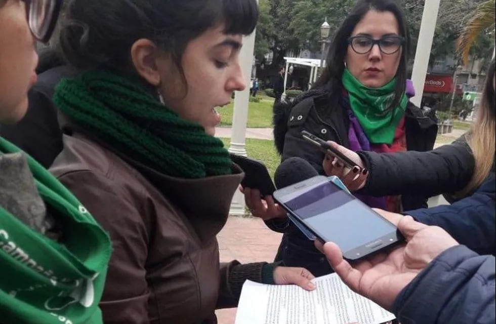 El Colectivo de Mujeres Organizadas de Corrientes lanzaron un comunicado en contra de las presiones recibidas para evitar la  realización del \