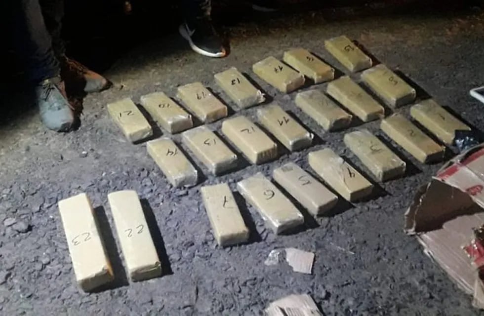 23 panes de marihuana fueron secuestrados en el Barrio Las Orquídeas
