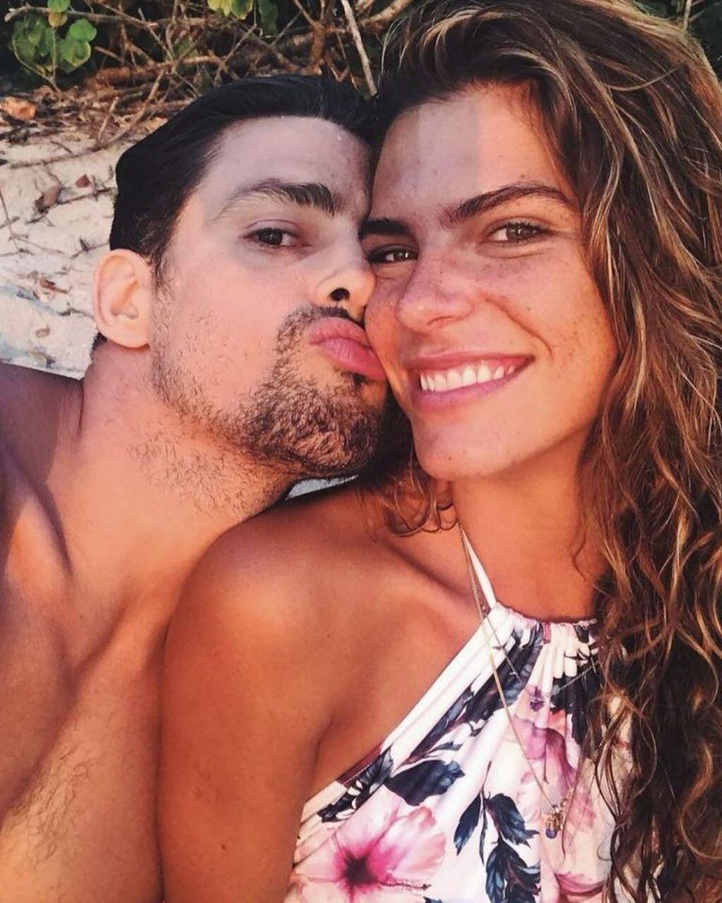 Cauã Reymond y Mariana Goldfarb. (Foto: Instagram/cauareymond)