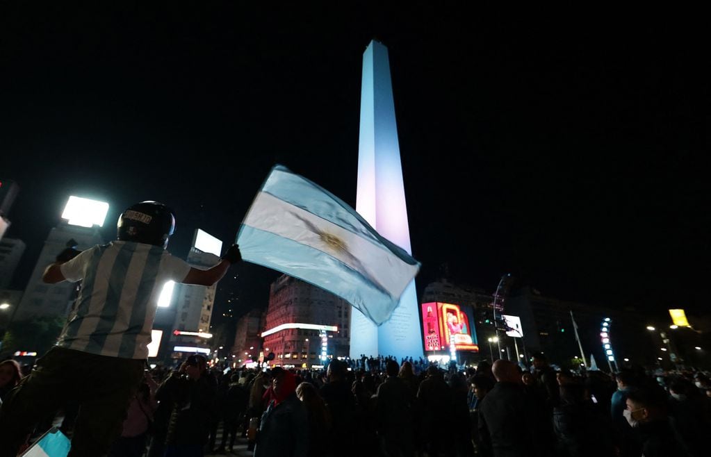 Los festejos de Argentina campeón en el Obelisco.