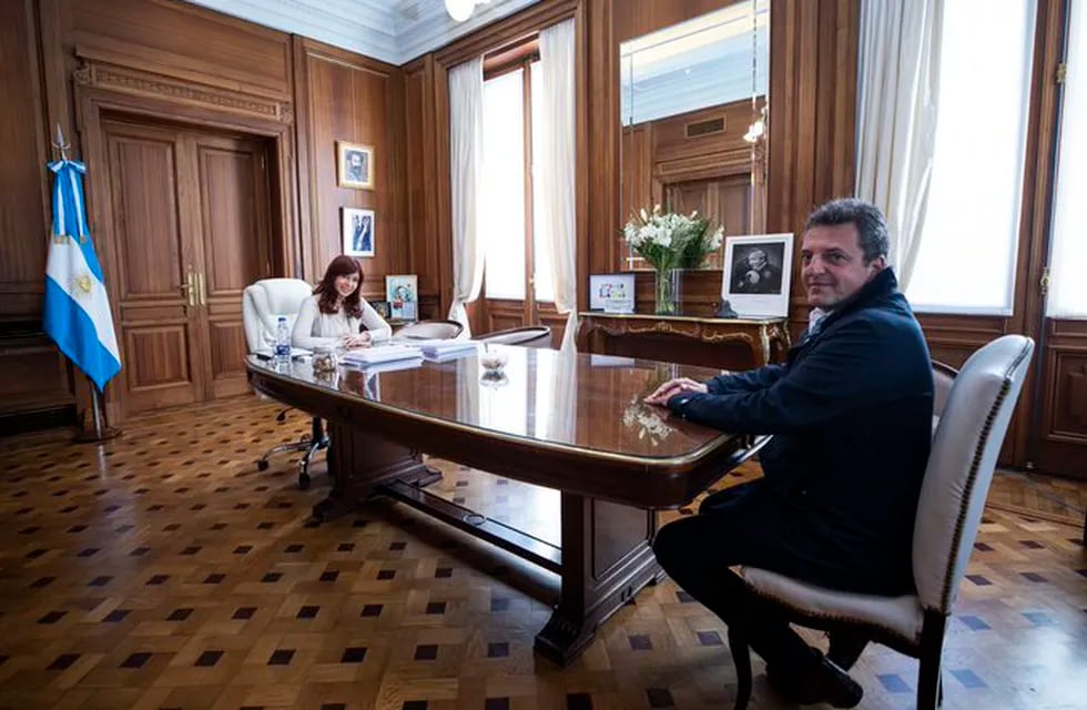 Cristina Kirchner junto a Sergio Massa.
