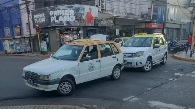 Posadas: juez ordenó desarticular el piquete de taxistas en Posadas