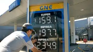Aumento en el precio de los combustibles de YPF