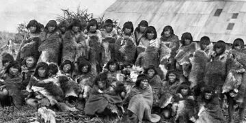Etnia Selknam - Aborigenes de la Isla Grande de Tierra del Fuego.