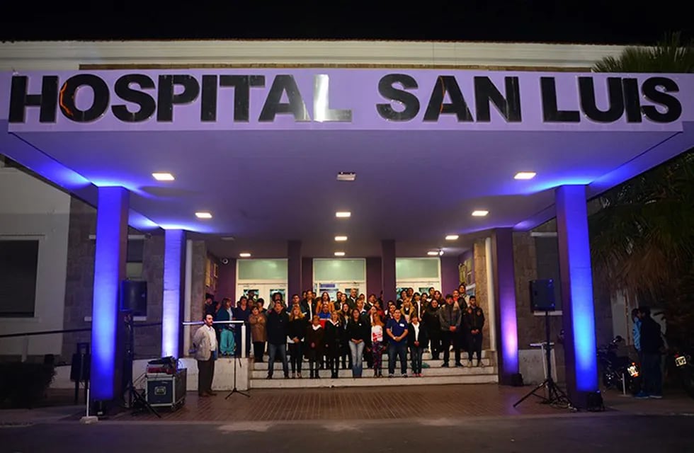 Homenaje a la Patria en el Hospital de San Luis.