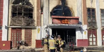 Tragedia en España. Un incendio en un boliche dejó al menos siete muertos. (X / Ayuntamiento de Murcia)