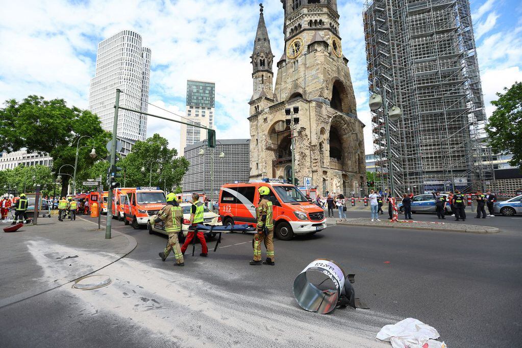 El choque ocurrió cerca de la iglesia Memorial, en una zona comercial de Berlín.